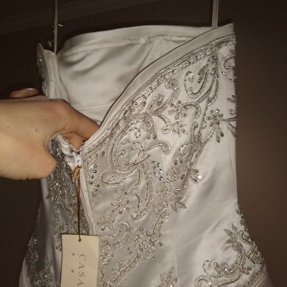 NWT! Casablanca 1933 Wedding Gown size 10 - Picture 7 of 8